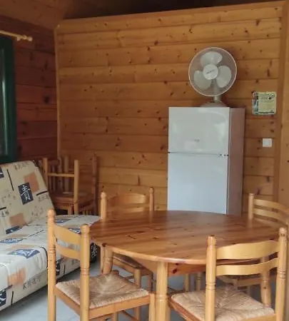 Camping Onlycamp La Roseraie Descartes Exterior foto