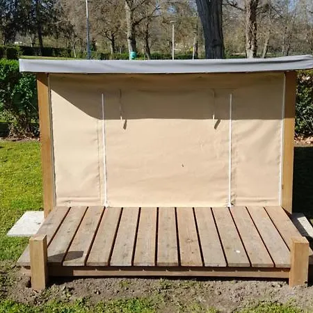 Camping Onlycamp La Roseraie Descartes Exterior foto