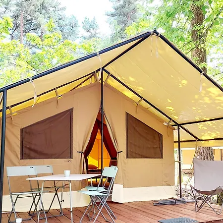 Camping Onlycamp La Roseraie Descartes Exterior foto